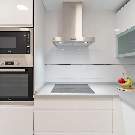 City Tourist Apartment *